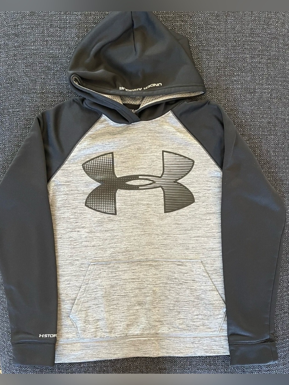 Under Armour Boys Black & Grey Sweatshirt